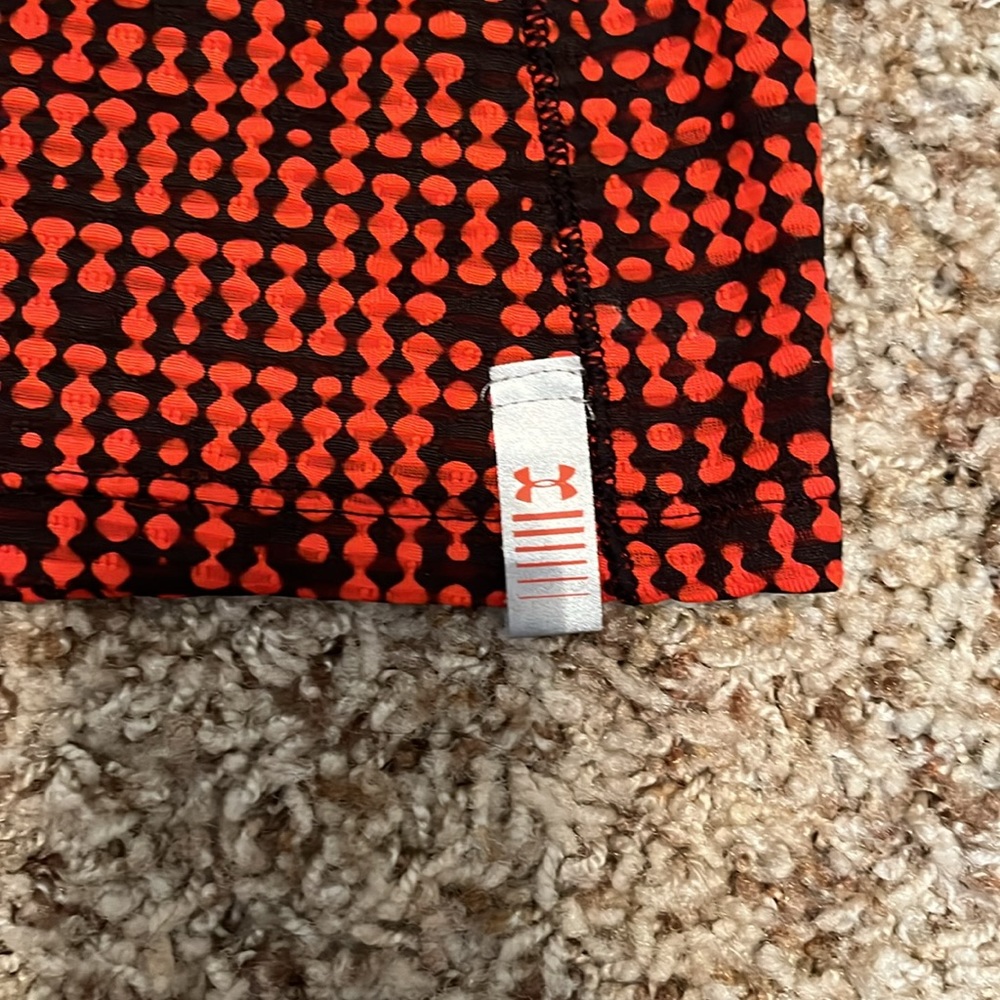 Workout top - Picture 6 of 7